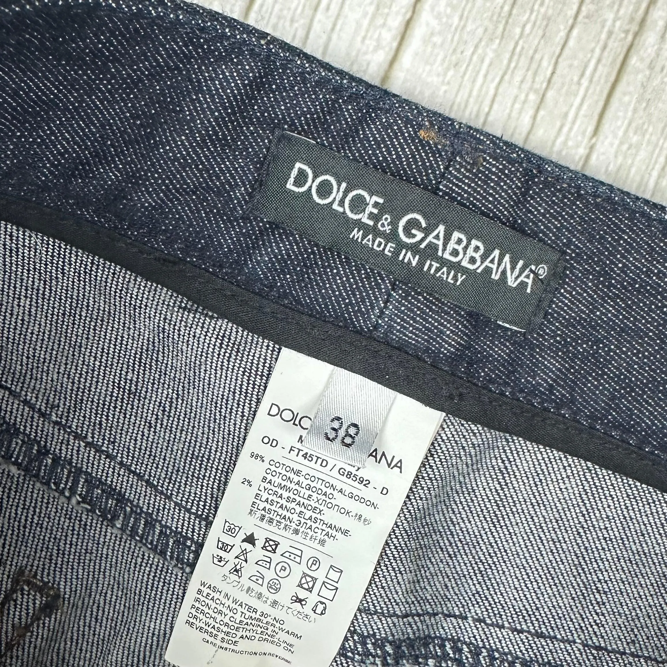 Dolce & Gabbana D&G Dark Wash Slim Straight Jeans - Size 8