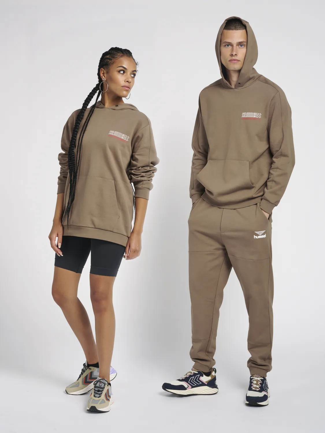 Hummel hmlDENNIS Hoodie - Walnut