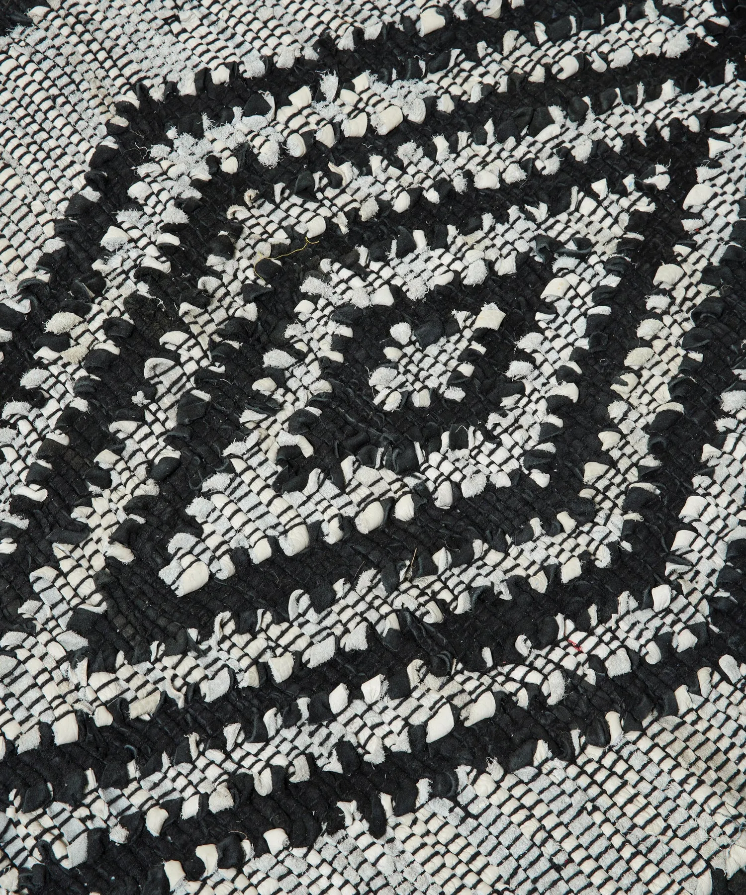 【MEN , WOMEN】THE RUG MEDIUM