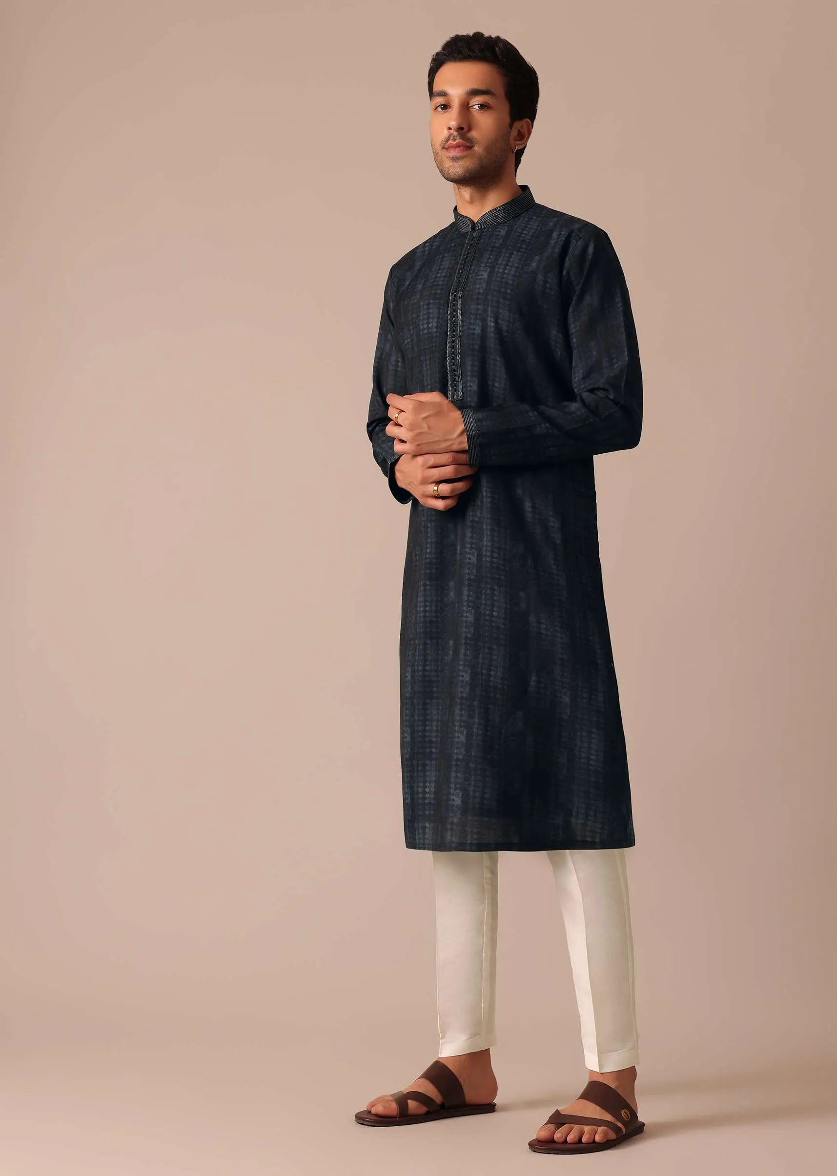 Navy Blue Kurta Set With Embroidered Work