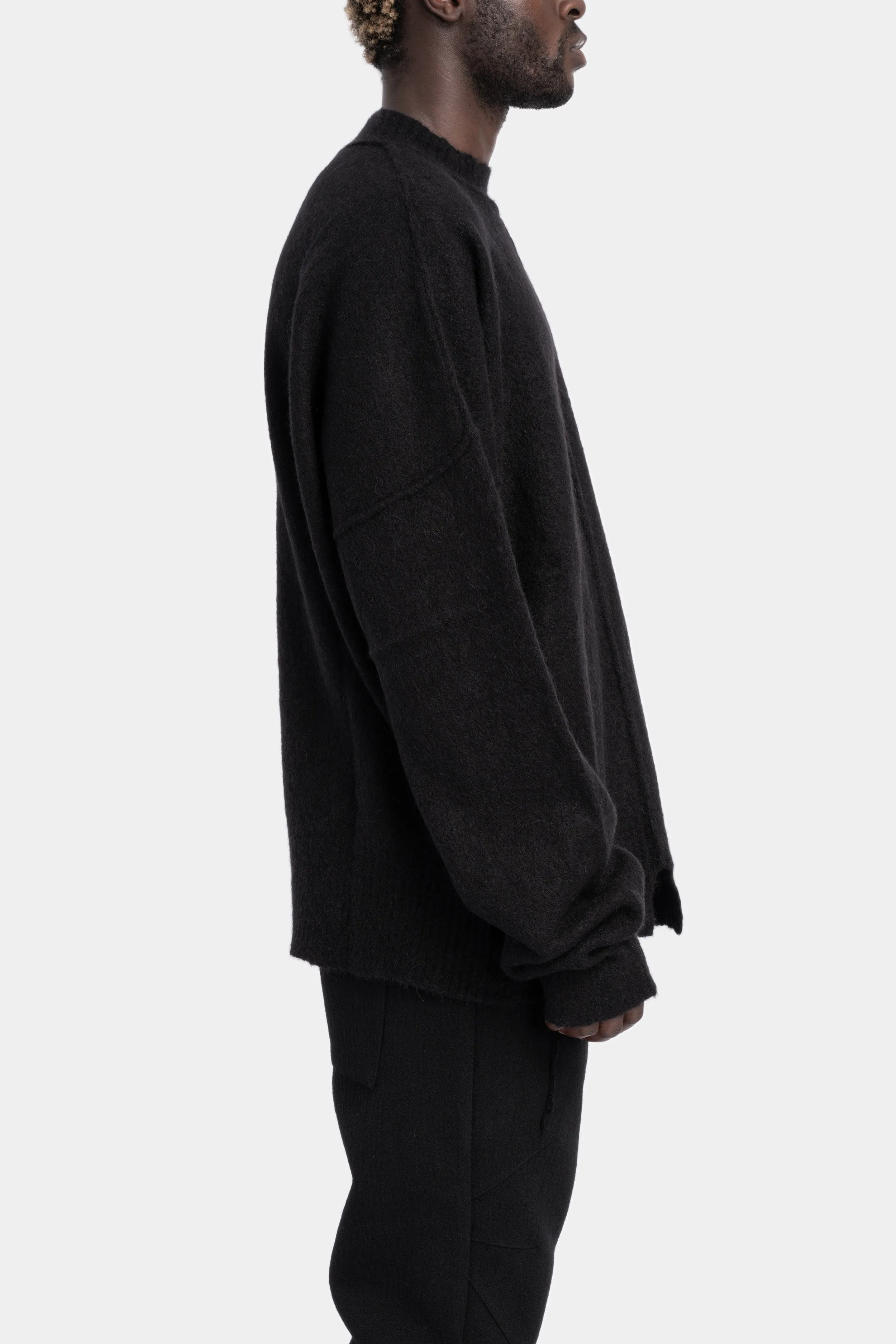 Piped seams knit sweater