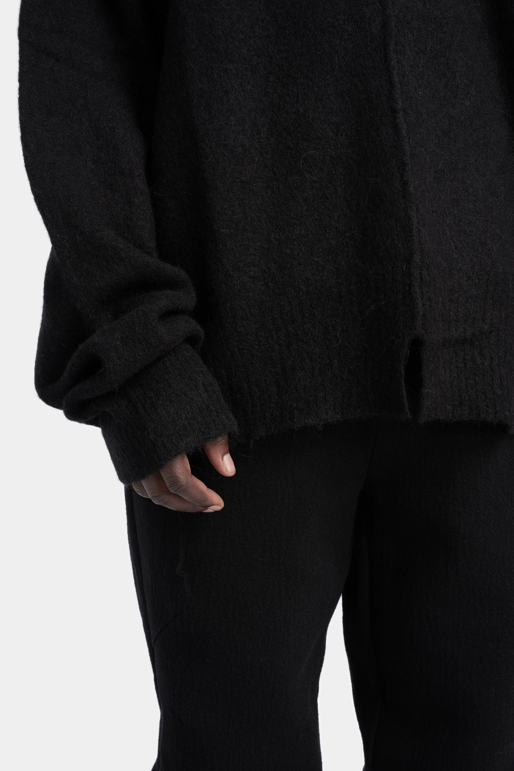 Piped seams knit sweater