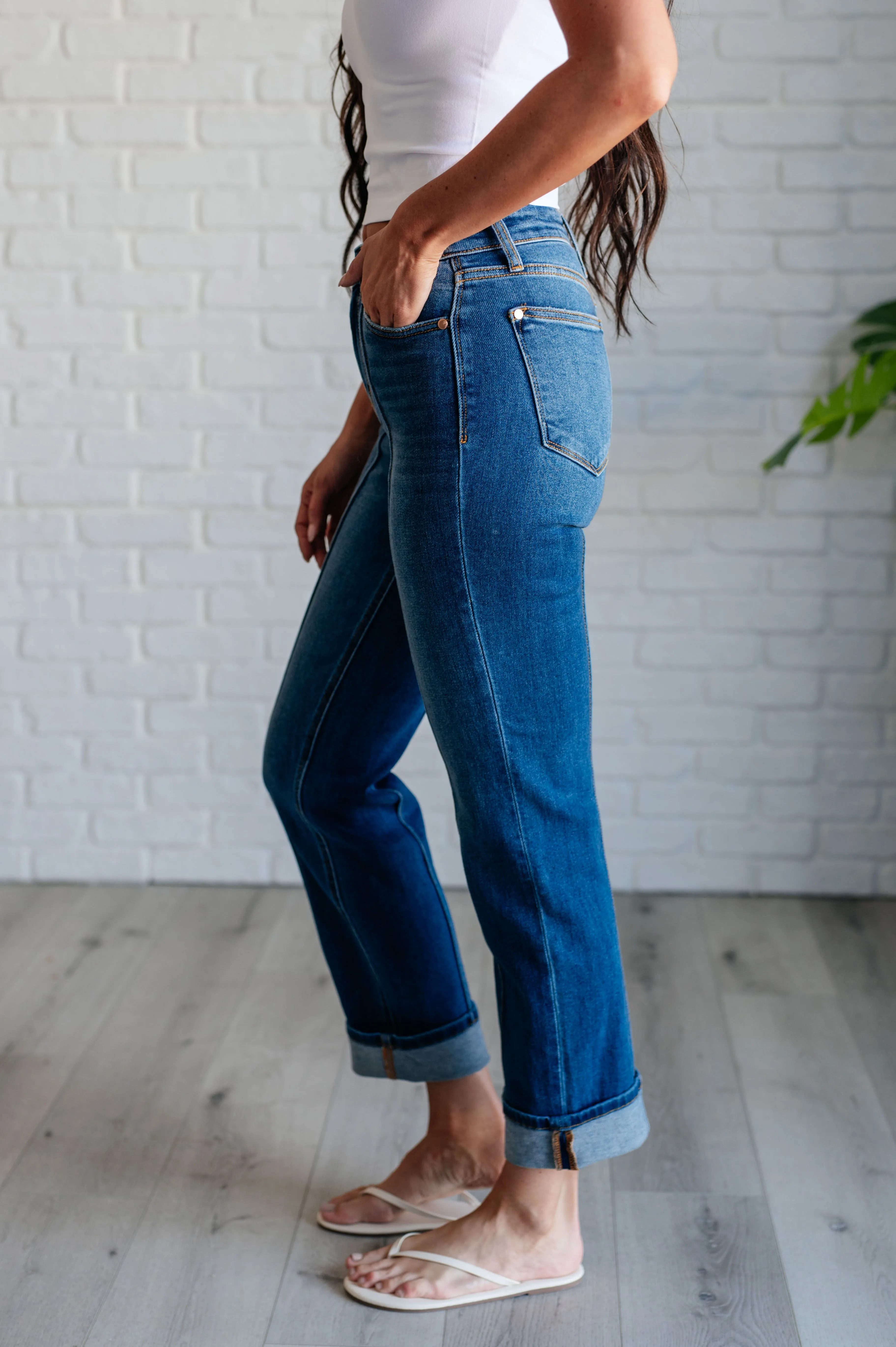 Seam Detail Straight Jeans