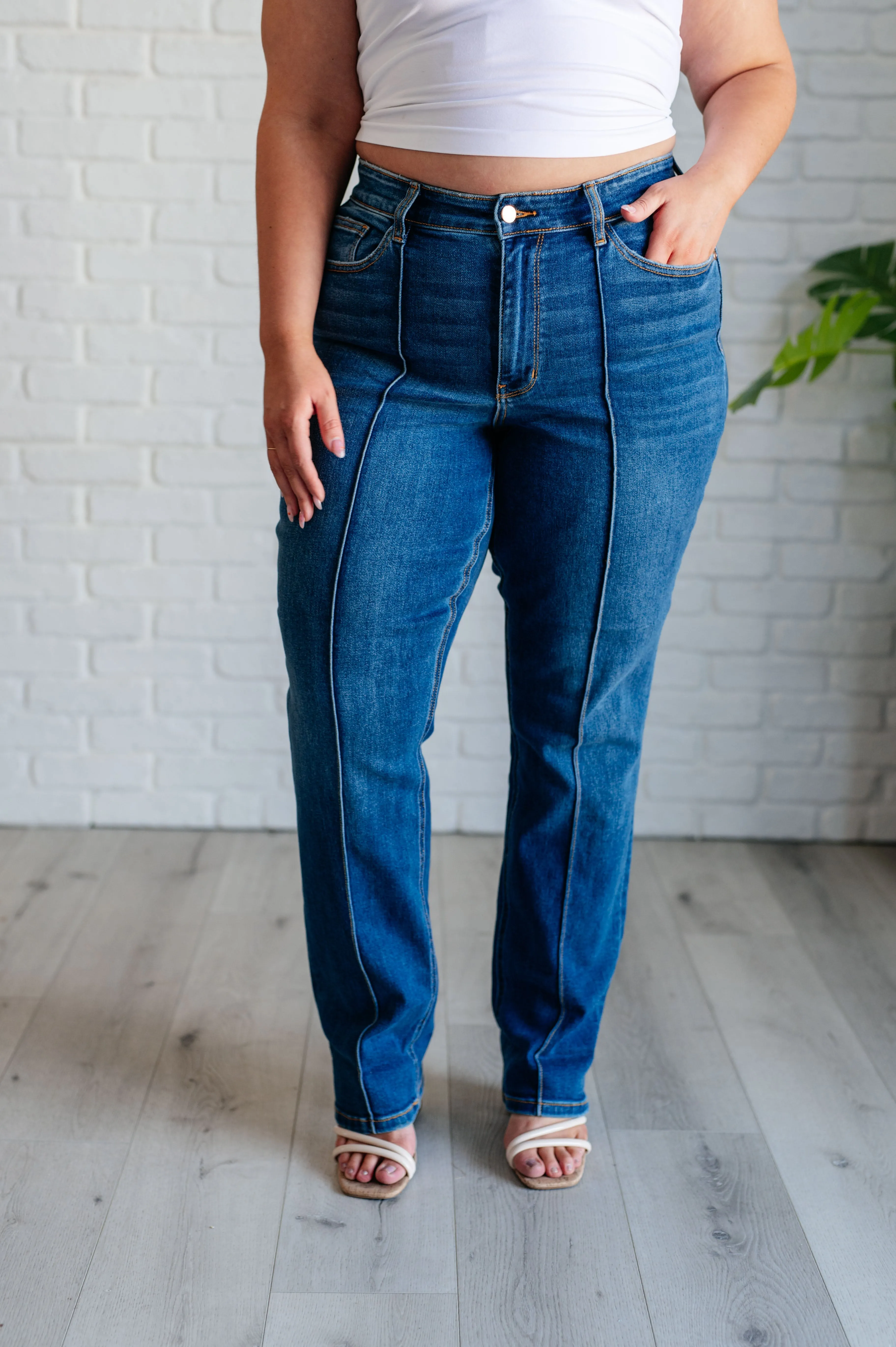 Seam Detail Straight Jeans